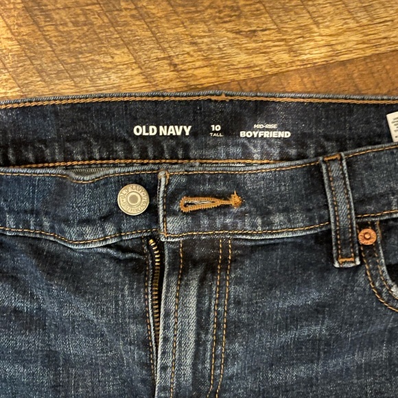 Old Navy mid-rise boyfriend women’s Jean - Picture 2 of 2
